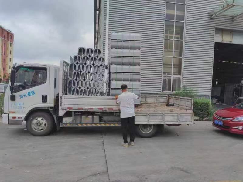 U型排水溝_排水溝槽的清潔維護(hù)